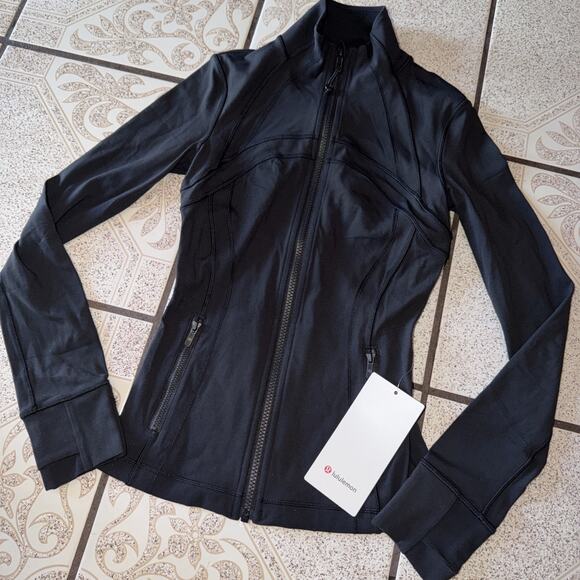 lululemon athletica Jackets & Blazers - Lululemon Define Jacket *Nulu Size 2 In black